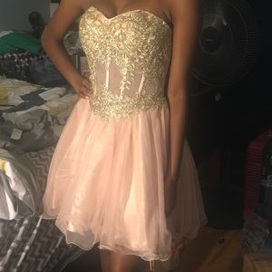 Windsor size 3 homecoming special even dress !